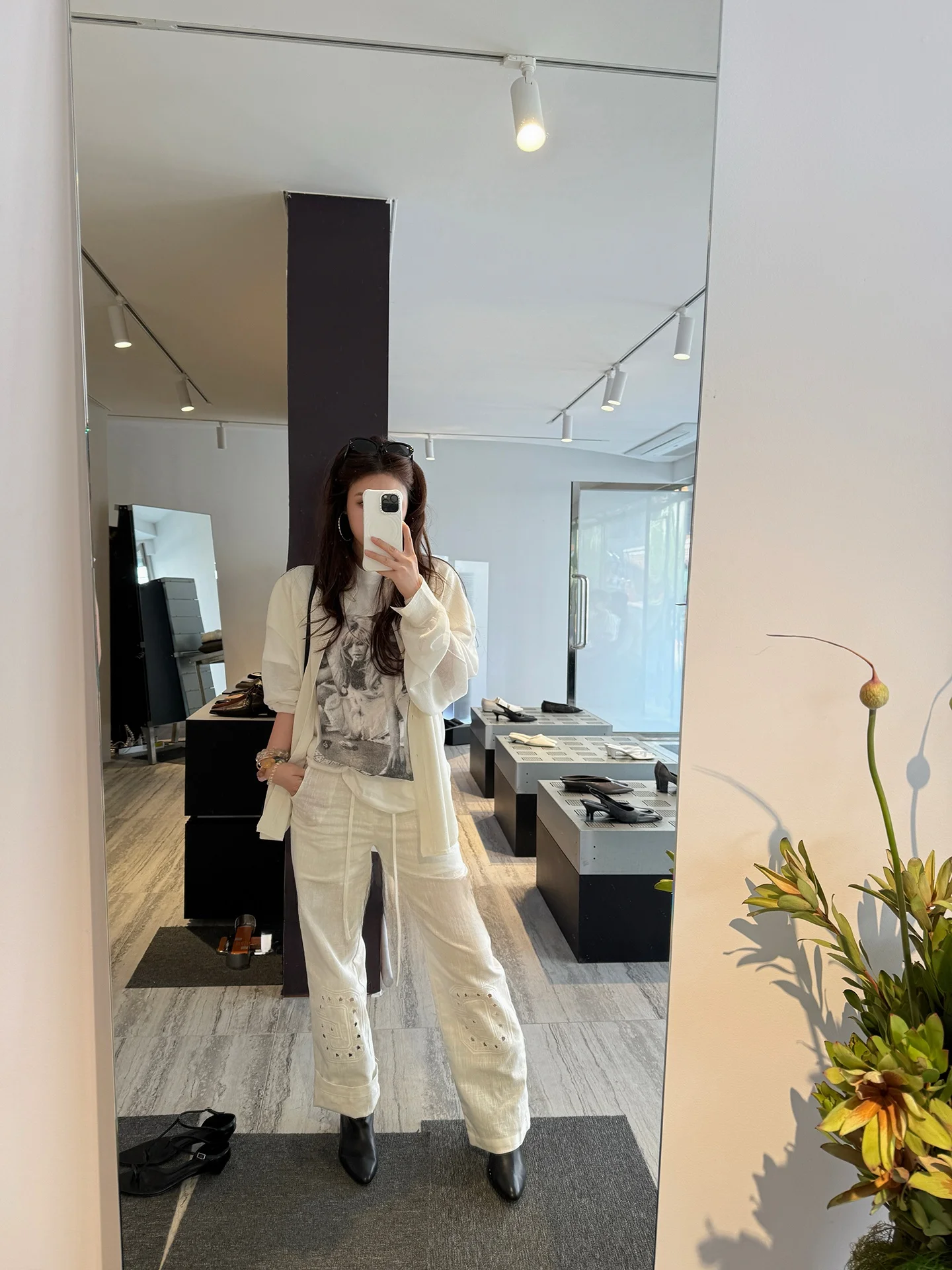 IUIU a Jing Home High Quality Daily Wear Series Lyocell Cool Feeling Open Cardigan Casual Thin Transparent Simple Shirt Top
IUIU a Jing Home High Quality Daily Wear Series Lyocell Cool Feeling Open Cardigan Casual Thin Transparent Simple Shirt Top