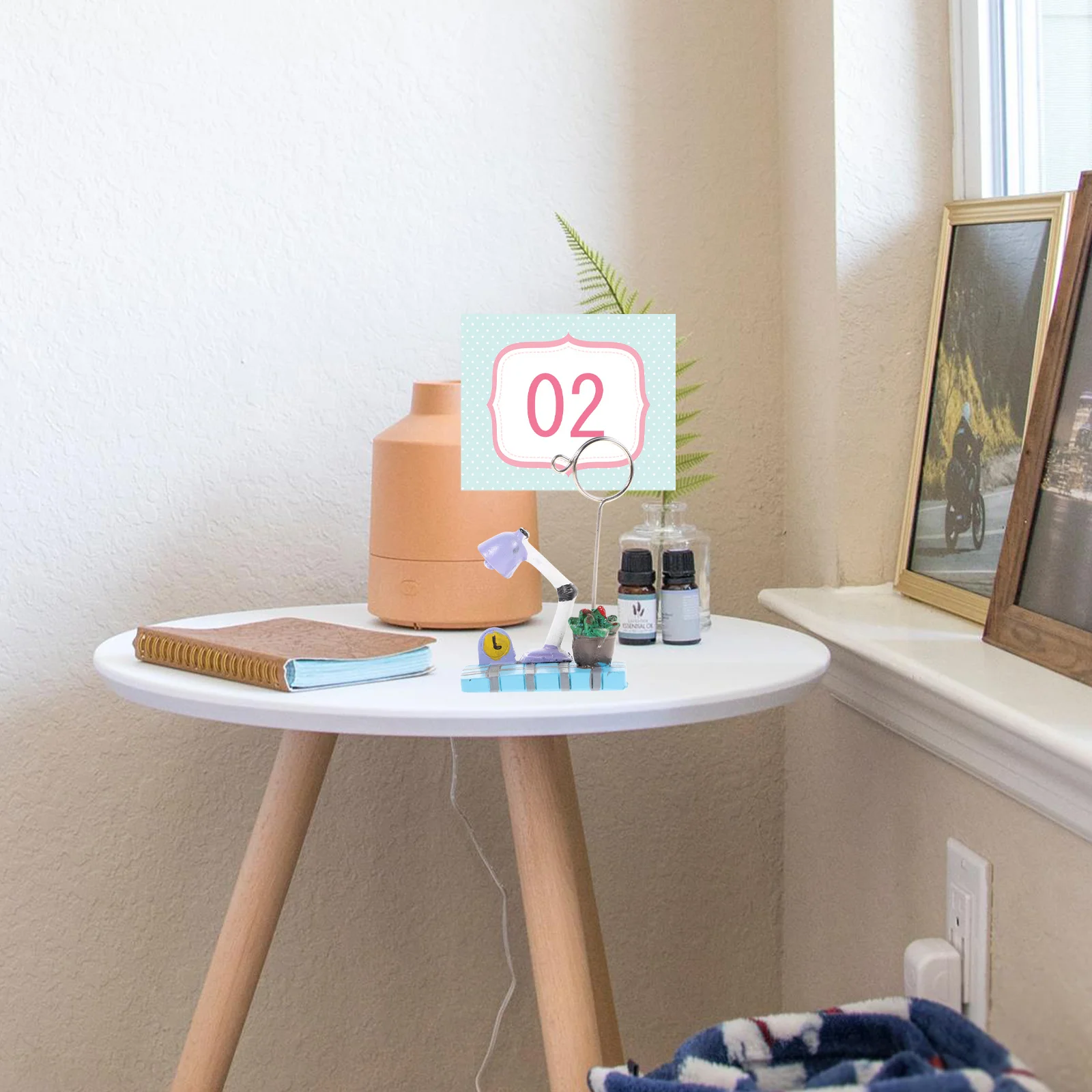 Succulent Plant Design Desktop Organizer Multi Card Photo Memo Clip Holder For Office Home Decoration Note Stand
Succulent Plant Design Desktop Organizer Multi Card Photo Memo Clip Holder For Office Home Decoration Note Stand