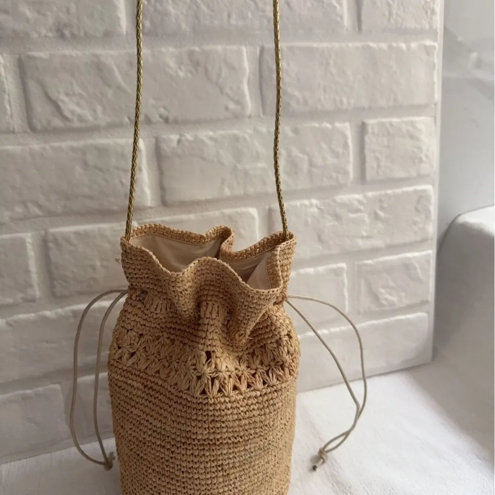 2026 New Lafite Hand-woven Bag Crossed Single Shoulder Strap Lined Texture Unique Fashion Simple Casual Daily Convenient
2026 New Lafite Hand-woven Bag Crossed Single Shoulder Strap Lined Texture Unique Fashion Simple Casual Daily Convenient