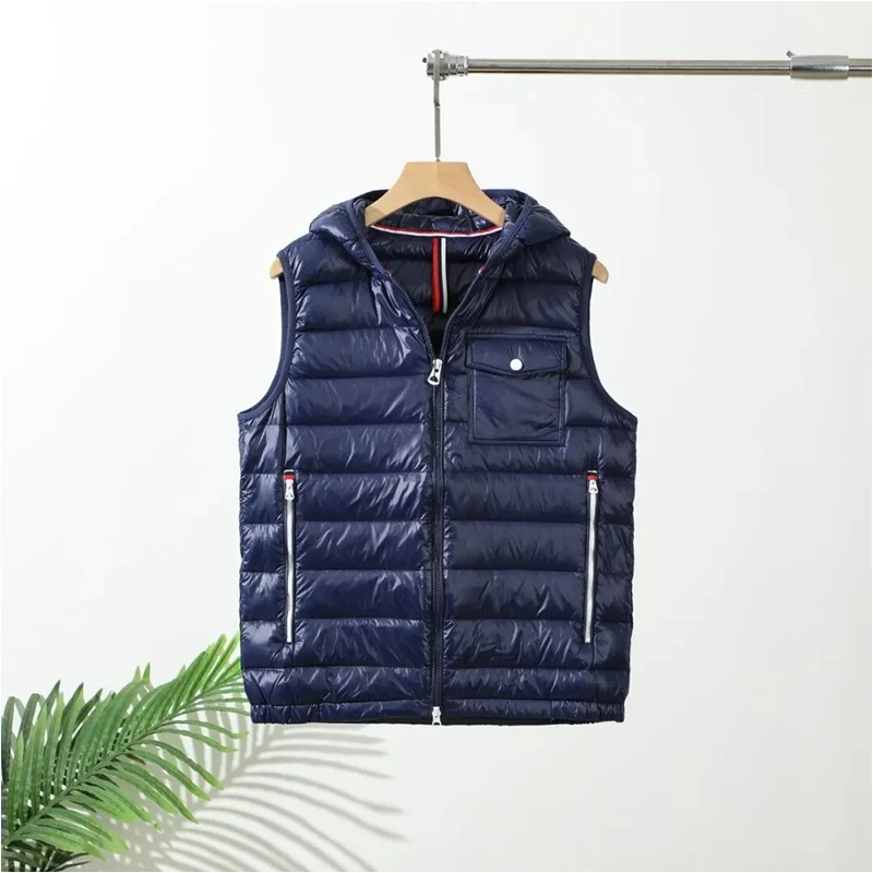 Мужской модный легкий пуховый жилет с капюшоном, 90% пуха, теплый, зимняя одежда, нейлоновая ткань, городской стиль, застежка-молния
Мужской модный легкий пуховый жилет с капюшоном, 90% пуха, теплый, зимняя одежда, нейлоновая ткань, городской стиль, застежка-молния