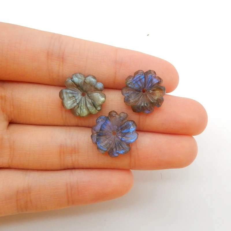 3PCS Labradorite Handcarved Flower Earring Beads Set Natural Stone for DIY Jewelry Making Unique Craft Supplies 15x16x4mm 3.3g
3PCS Labradorite Handcarved Flower Earring Beads Set Natural Stone for DIY Jewelry Making Unique Craft Supplies 15x16x4mm 3.3g