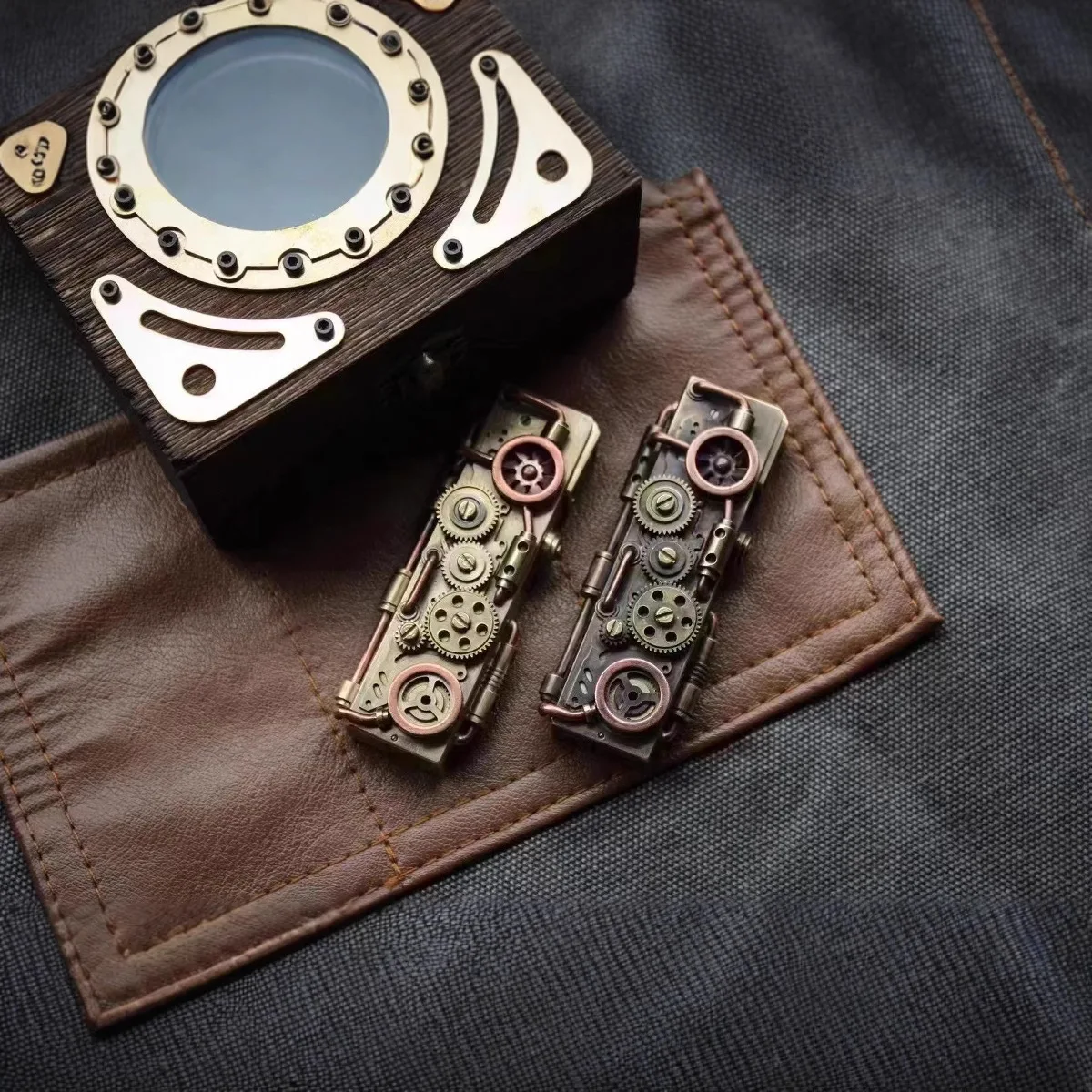 Новая керосиновая зажигалка специальной формы в стиле панк, ретро-шестерня, старомодный латунный креативный индивидуальный подарок
Новая керосиновая зажигалка специальной формы в стиле панк, ретро-шестерня, старомодный латунный креативный индивидуальный подарок