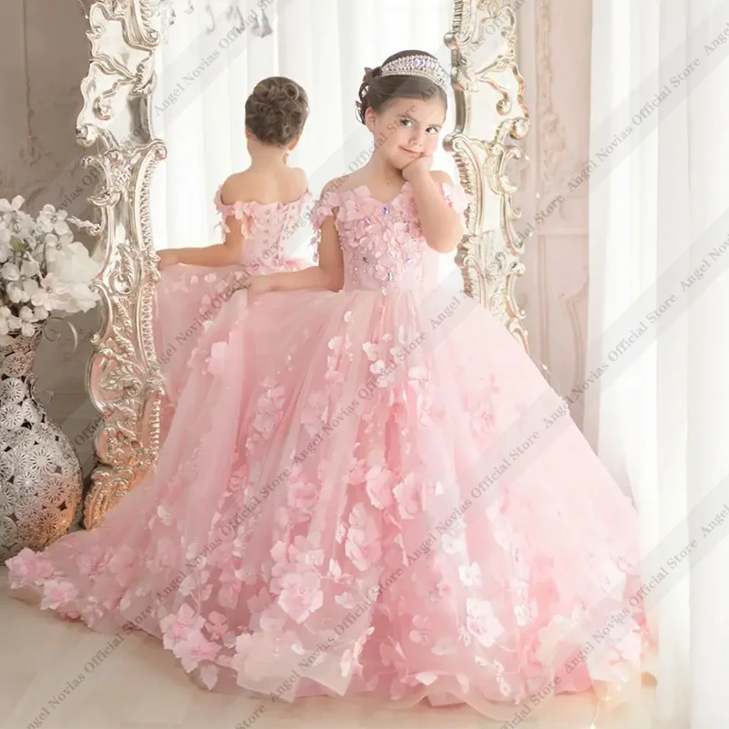 Customized Pink Flower Girl Dress For Wedding 3d Flower Applqique Luxury Puffy Princess Kids Birthday First Communion Ball Gown
Customized Pink Flower Girl Dress For Wedding 3d Flower Applqique Luxury Puffy Princess Kids Birthday First Communion Ball Gown