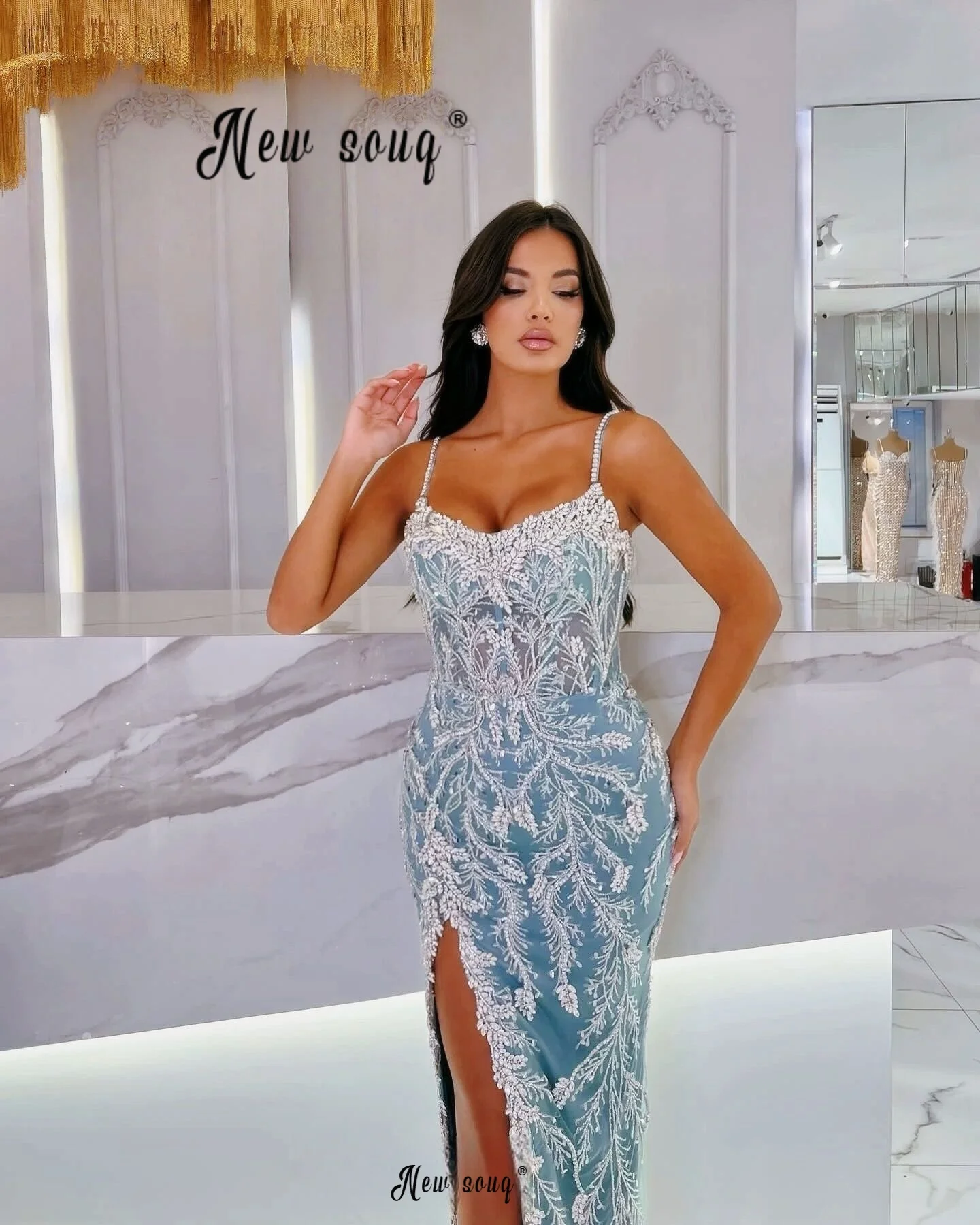 Couture Blue Straps Cocktail Dress Women's High Split Maxi Long Dress for Formal Occasion Customized Wedding Party Gowns 2025
Couture Blue Straps Cocktail Dress Women's High Split Maxi Long Dress for Formal Occasion Customized Wedding Party Gowns 2025