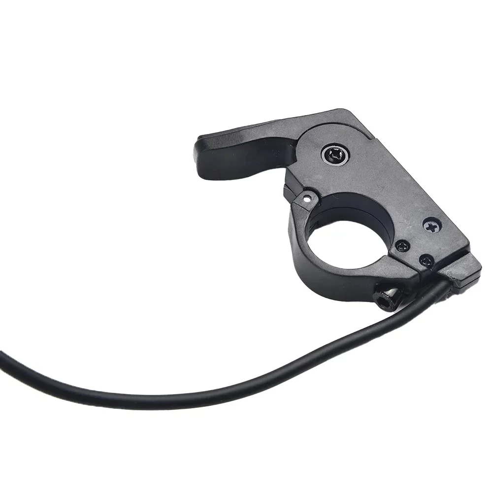 Hot Sale Cycling Ebike Accessories High Quality 2023 New Thumb Throttle Electric Bike 1Pcs 3pin Waterproof Connector ABS
Hot Sale Cycling Ebike Accessories High Quality 2023 New Thumb Throttle Electric Bike 1Pcs 3pin Waterproof Connector ABS