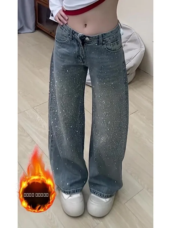 Джинсы женские с низкой посадкой, широкими штанинами, свободного кроя, с яркими стразами, повседневный дизайн, осенняя коллекция, деним
Джинсы женские с низкой посадкой, широкими штанинами, свободного кроя, с яркими стразами, повседневный дизайн, осенняя коллекция, деним