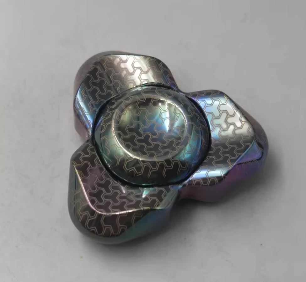 Б/У EDC Tieri Zirconia Rainbow Peacock Feather Spinner, гироскоп на кончике пальца, декомпрессионные игрушки
Б/У EDC Tieri Zirconia Rainbow Peacock Feather Spinner, гироскоп на кончике пальца, декомпрессионные игрушки