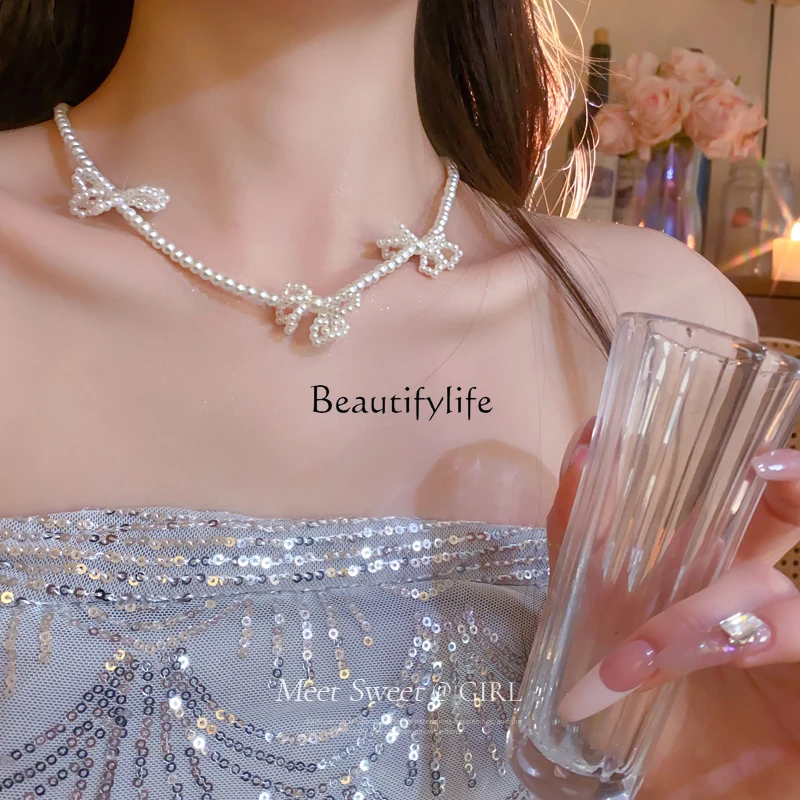 Bow Pearl Women 2025 New Popular Light Luxury Niche High-end Temperament Versatile Accessories
Bow Pearl Women 2025 New Popular Light Luxury Niche High-end Temperament Versatile Accessories