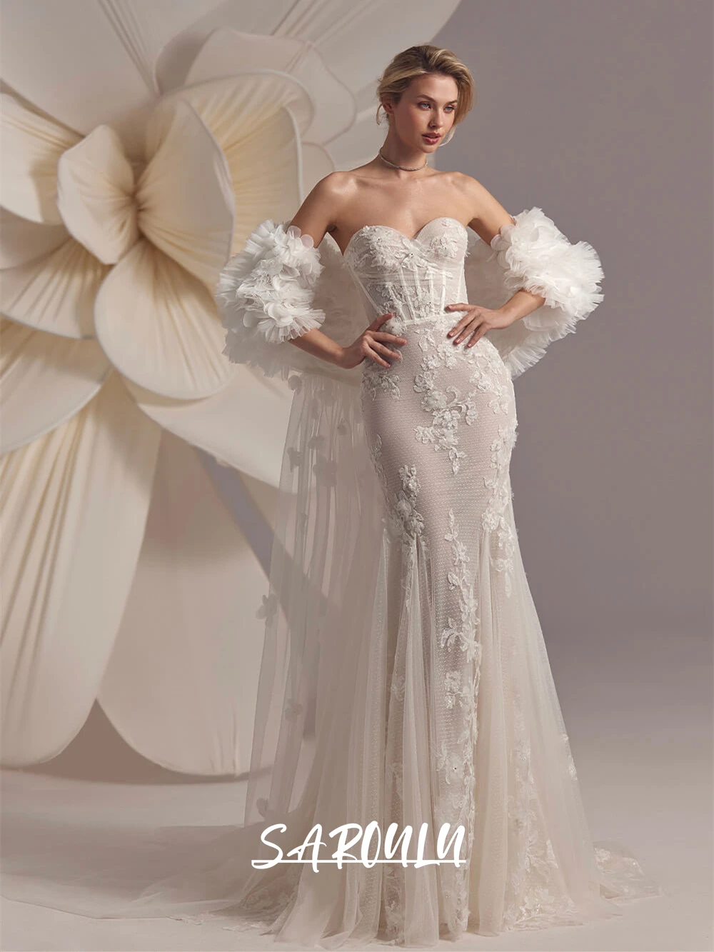Romantic Ivory Lace Long Bride Dress with Ruffled Tulle Off Shouder Sleeves Sexy Se Through Bridal Gown High End Wedding Dress
Romantic Ivory Lace Long Bride Dress with Ruffled Tulle Off Shouder Sleeves Sexy Se Through Bridal Gown High End Wedding Dress