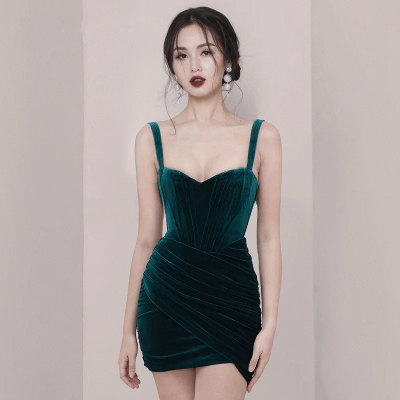 Sexy V-Neck Shoulder Bared Evening Dress Luxury High-End Elegant Lady Birthday Dress Velvet Material Slim Fit for Party Wedding
Sexy V-Neck Shoulder Bared Evening Dress Luxury High-End Elegant Lady Birthday Dress Velvet Material Slim Fit for Party Wedding