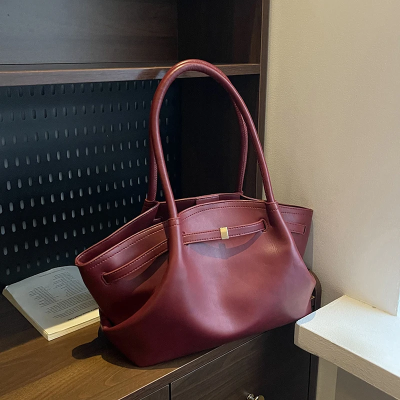 Branded Designer Shoulder Bags For Women Soft PU Leather Large Capacity Shopper Tote Set 2025 New Commuting Handbags Black
Branded Designer Shoulder Bags For Women Soft PU Leather Large Capacity Shopper Tote Set 2025 New Commuting Handbags Black