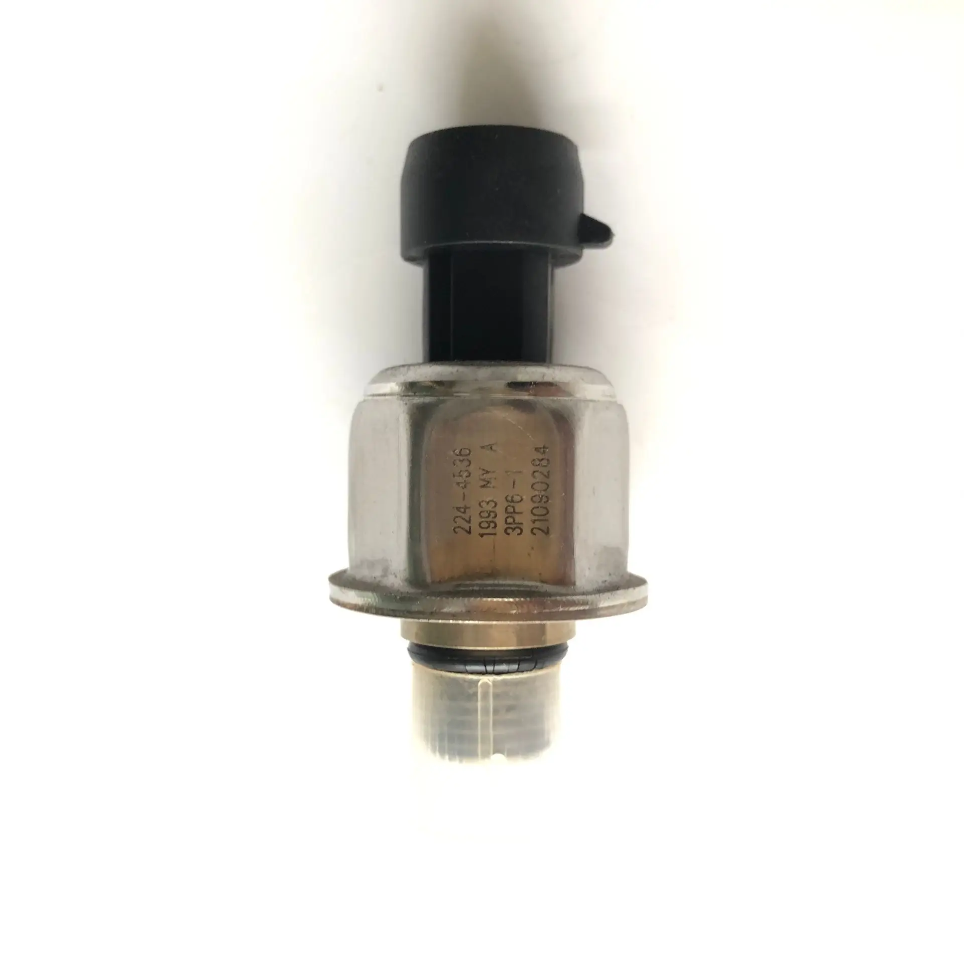 Fuel Pressure Sensor 3PP6-1 3PP61 For Caterpillar For CAT C7 3126 C15 MXS BXS NXS 224-4536
Fuel Pressure Sensor 3PP6-1 3PP61 For Caterpillar For CAT C7 3126 C15 MXS BXS NXS 224-4536