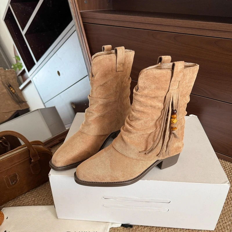 Плиссированные винтажные женские ботильоны, осень 202, новые сапоги до середины ног с кисточками и бисером
Плиссированные винтажные женские ботильоны, осень 202, новые сапоги до середины ног с кисточками и бисером