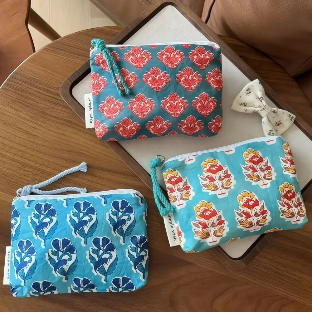 Flower Pattern Coin Purses Bag Cotton National Flower Printing Lipstick Ear Line Storage Bag Mix Color
Flower Pattern Coin Purses Bag Cotton National Flower Printing Lipstick Ear Line Storage Bag Mix Color