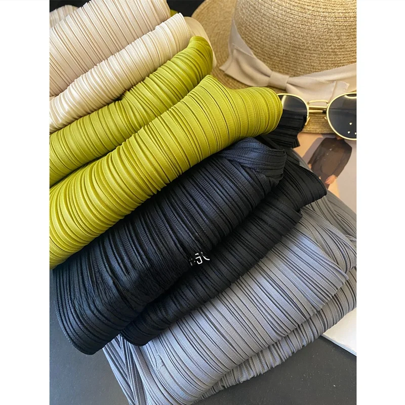 Ice Silk Pleated Pants Women Summer Thin Wide Leg Casual Cool Sun Protection Beach Walking Small Size Korean Style High Waist
Ice Silk Pleated Pants Women Summer Thin Wide Leg Casual Cool Sun Protection Beach Walking Small Size Korean Style High Waist