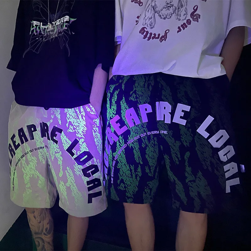 Luminous Lettering Sports Shorts Men's Summer Thin Trendy Beachwear Five-Quarter Casual Straight Leg Hiphop Style Shorts
Luminous Lettering Sports Shorts Men's Summer Thin Trendy Beachwear Five-Quarter Casual Straight Leg Hiphop Style Shorts