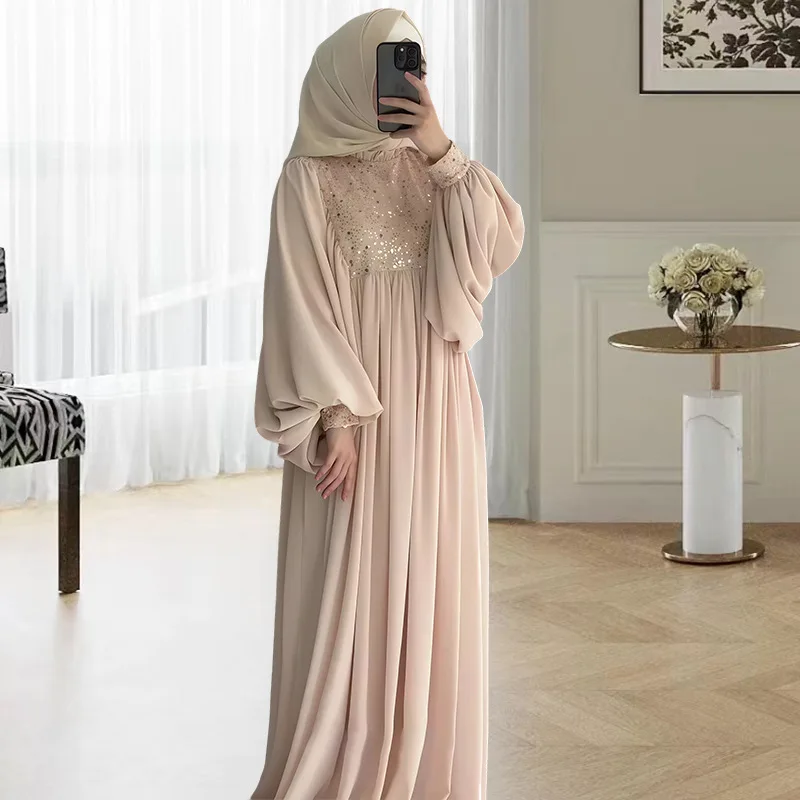 2026 new sequined round neck flared sleeve beaded decorative elegant long dress
2026 new sequined round neck flared sleeve beaded decorative elegant long dress