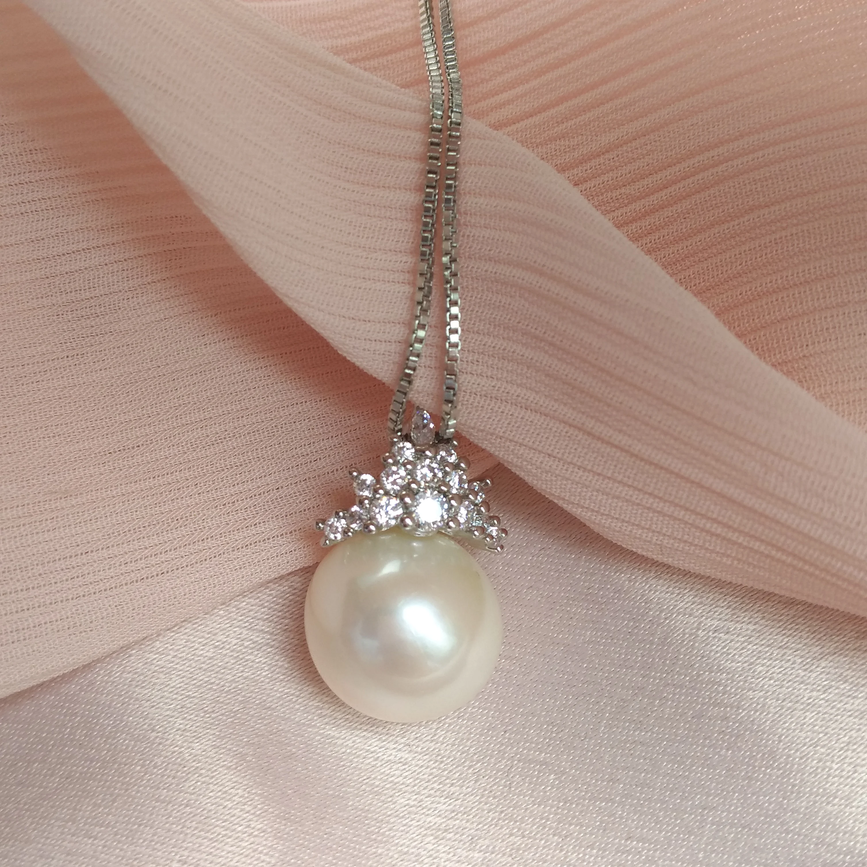 13-14mm Natural South Sea Real Pearl White Pendant Necklace Real Silver 925 Chopin Chain For Women Fine Jewelry Gifts
13-14mm Natural South Sea Real Pearl White Pendant Necklace Real Silver 925 Chopin Chain For Women Fine Jewelry Gifts