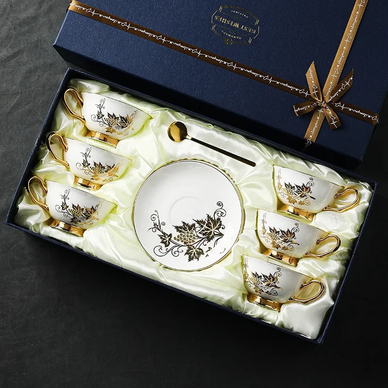 Coffee Cup Small Exquisite Set Ceramic English Afternoon Tea Bone Porcelain European Cup Plate High Beauty Drinking Utensils
Coffee Cup Small Exquisite Set Ceramic English Afternoon Tea Bone Porcelain European Cup Plate High Beauty Drinking Utensils
