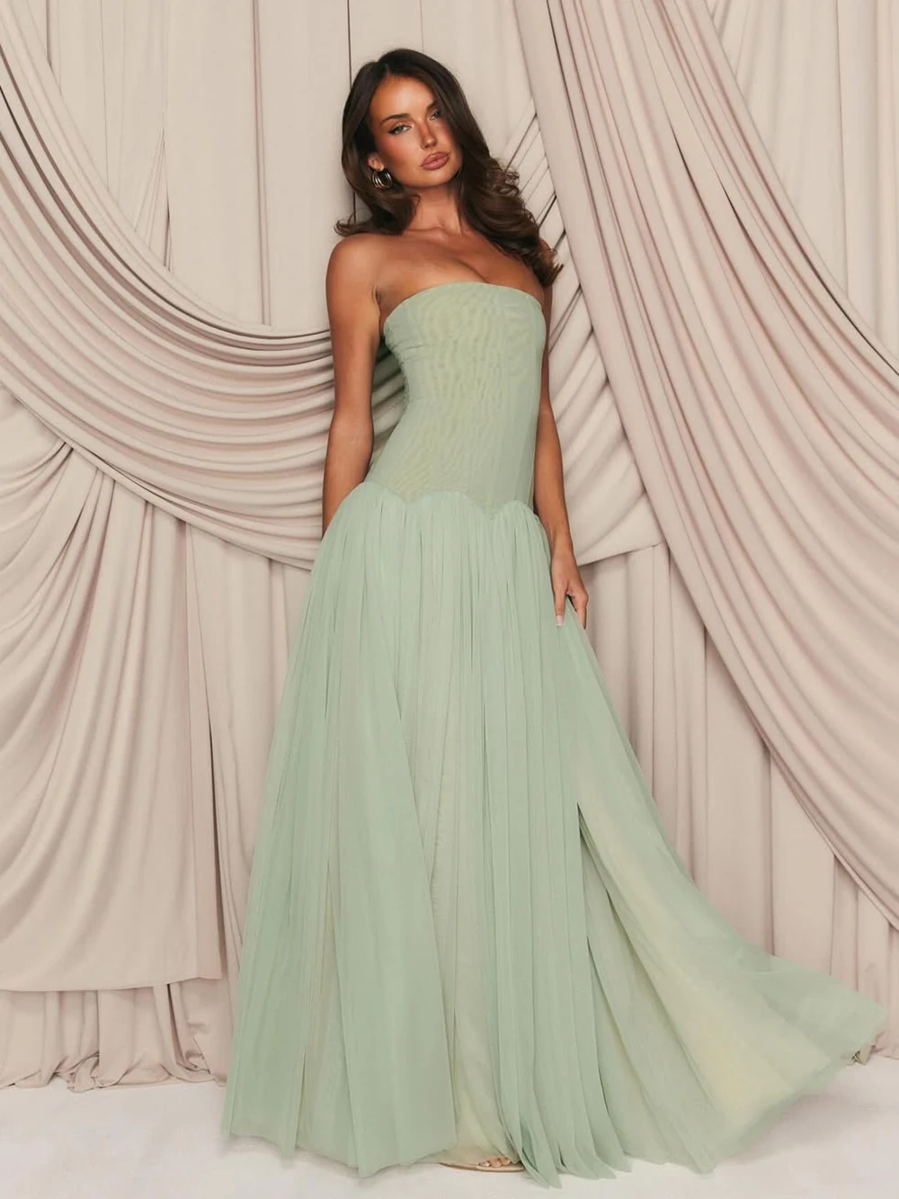 One Shoulder Dress Strapless Mesh Evening Gowns High-End Banquet Party Annual Meeting Hosting Gowns
One Shoulder Dress Strapless Mesh Evening Gowns High-End Banquet Party Annual Meeting Hosting Gowns