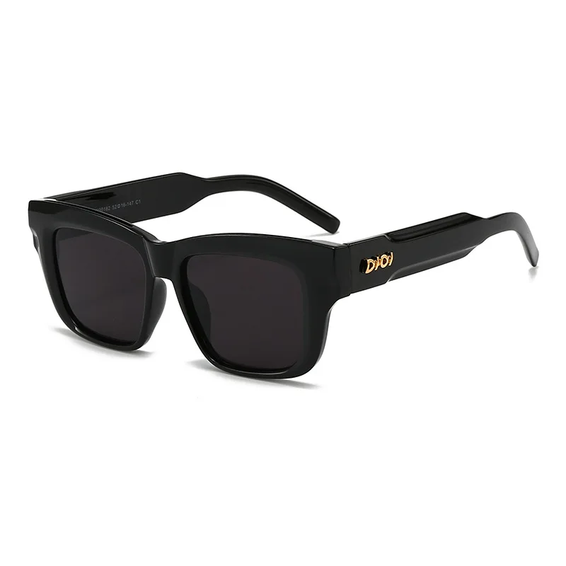 Classic Brand Women Sunglasses Stylish Square Driving Glasses Luxury Men Retro Designer Shades UV400
Classic Brand Women Sunglasses Stylish Square Driving Glasses Luxury Men Retro Designer Shades UV400