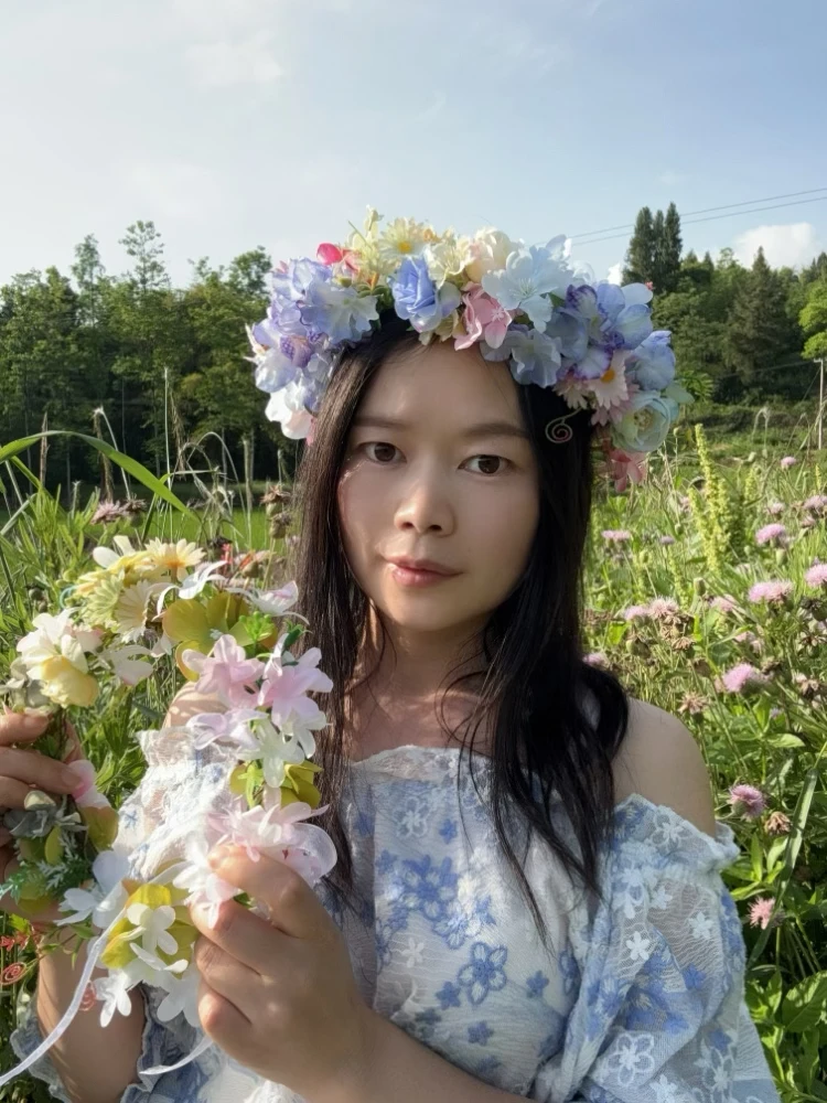 Pink Blue Flower Crown Original Design Hair Accory for Performances And Cross-Border Events DIY Faion Jewelry
Pink Blue Flower Crown Original Design Hair Accory for Performances And Cross-Border Events DIY Faion Jewelry