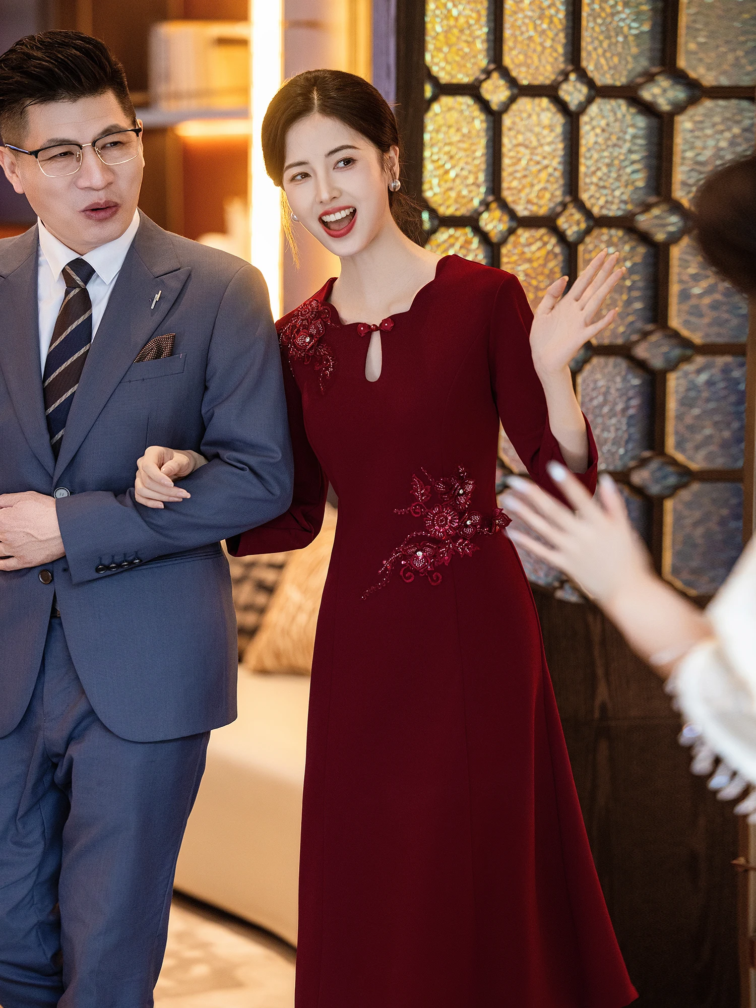 Red Wedding Dr Young Sle Embroidered Ele ort Size Ladies Materni Celebration Costume Traditional Chinese
Red Wedding Dr Young Sle Embroidered Ele ort Size Ladies Materni Celebration Costume Traditional Chinese