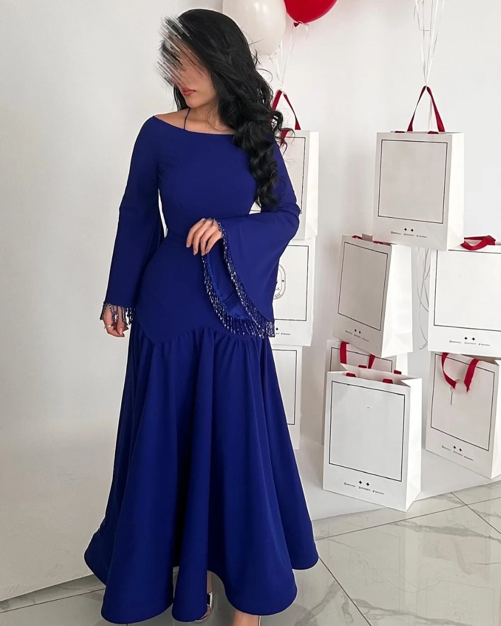 Customized Matching Sparkle Jersey Rhinestone Tassel Ruched Straight Off-the-shoulder Long Dresses Bespoke Occasion Dresses Sexy
Customized Matching Sparkle Jersey Rhinestone Tassel Ruched Straight Off-the-shoulder Long Dresses Bespoke Occasion Dresses Sexy