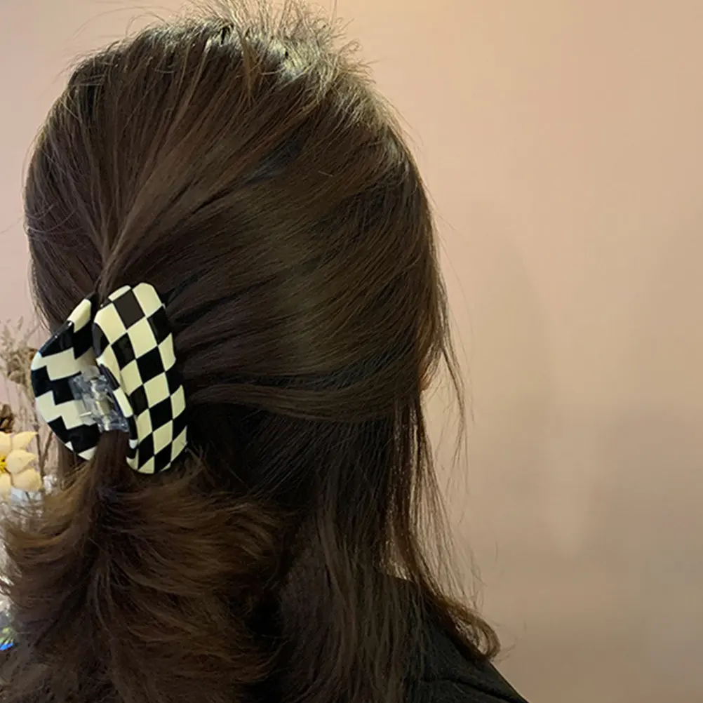 1Pcs Women Shark Clip Hair Claw Clamp Acetate Sheet Elegant Black White Design Perfect for Thick Thin Curly Straight Hair Daily
1Pcs Women Shark Clip Hair Claw Clamp Acetate Sheet Elegant Black White Design Perfect for Thick Thin Curly Straight Hair Daily
