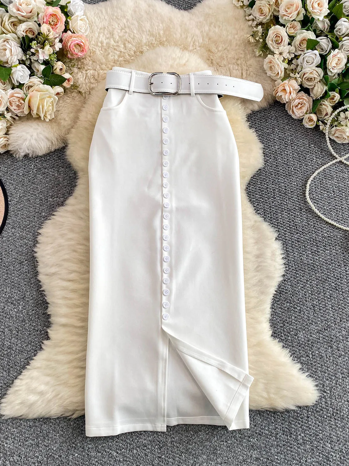 Ele Tailored Skirt Women's High Waist Button Detail Knee-Length Asymmetrical Hemline Slim Fit Autumn Faion
Ele Tailored Skirt Women's High Waist Button Detail Knee-Length Asymmetrical Hemline Slim Fit Autumn Faion