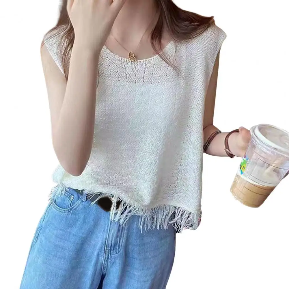 Knitting Camisole Women's Tassel Hem Tank Tops Round Neck Solid Color Knit Camisole Wear Loose Vest for Summer
Knitting Camisole Women's Tassel Hem Tank Tops Round Neck Solid Color Knit Camisole Wear Loose Vest for Summer
