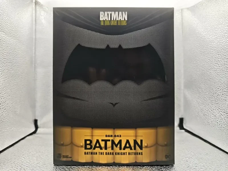 Beast Kingdom Batman 28cm Action Figure the Dark Knight Returns Light up Collectible Model with Interchangeable Head Sculpt
Beast Kingdom Batman 28cm Action Figure the Dark Knight Returns Light up Collectible Model with Interchangeable Head Sculpt