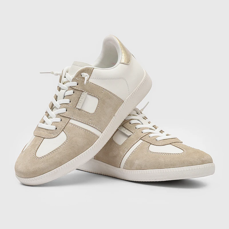 Men New Flat Bottomed Retro Casual High-end Breathable Comfortable Splicing Commuting Classic Sports Board Shoes
Men New Flat Bottomed Retro Casual High-end Breathable Comfortable Splicing Commuting Classic Sports Board Shoes