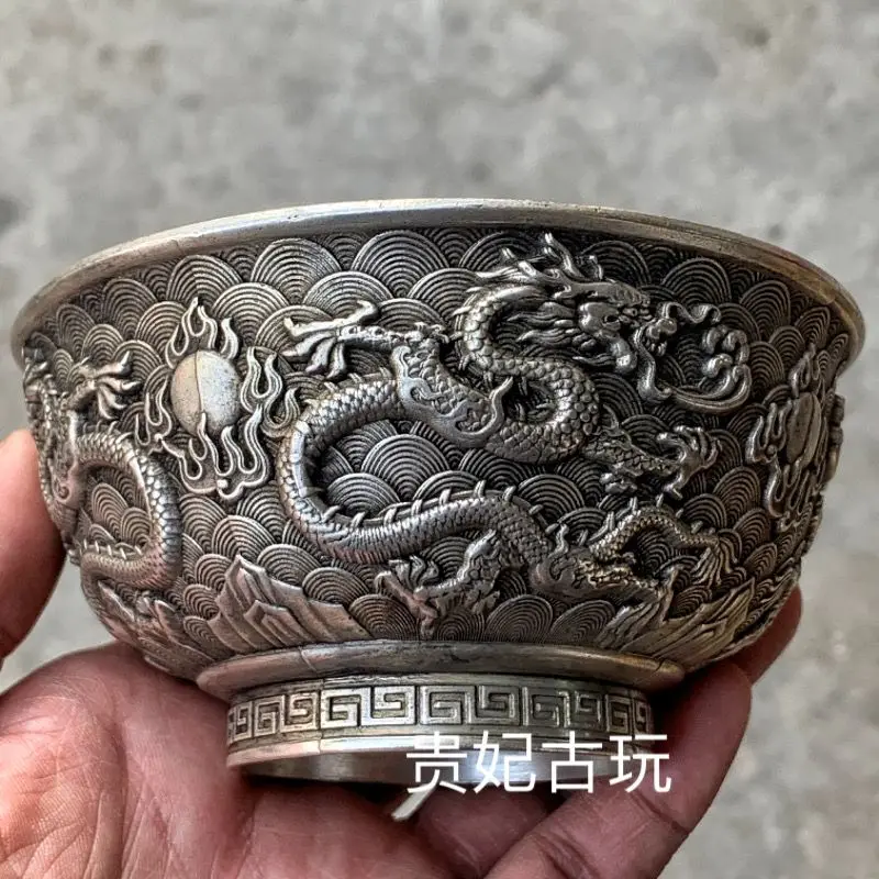 Коллекция старых предметов Daqing Qianlong, рельефный год, двойной дракон, играющие в бусины, медная чаша, украшение для дома, чаша для старых товаров Kowloon
Коллекция старых предметов Daqing Qianlong, рельефный год, двойной дракон, играющие в бусины, медная чаша, украшение для дома, чаша для старых товаров Kowloon