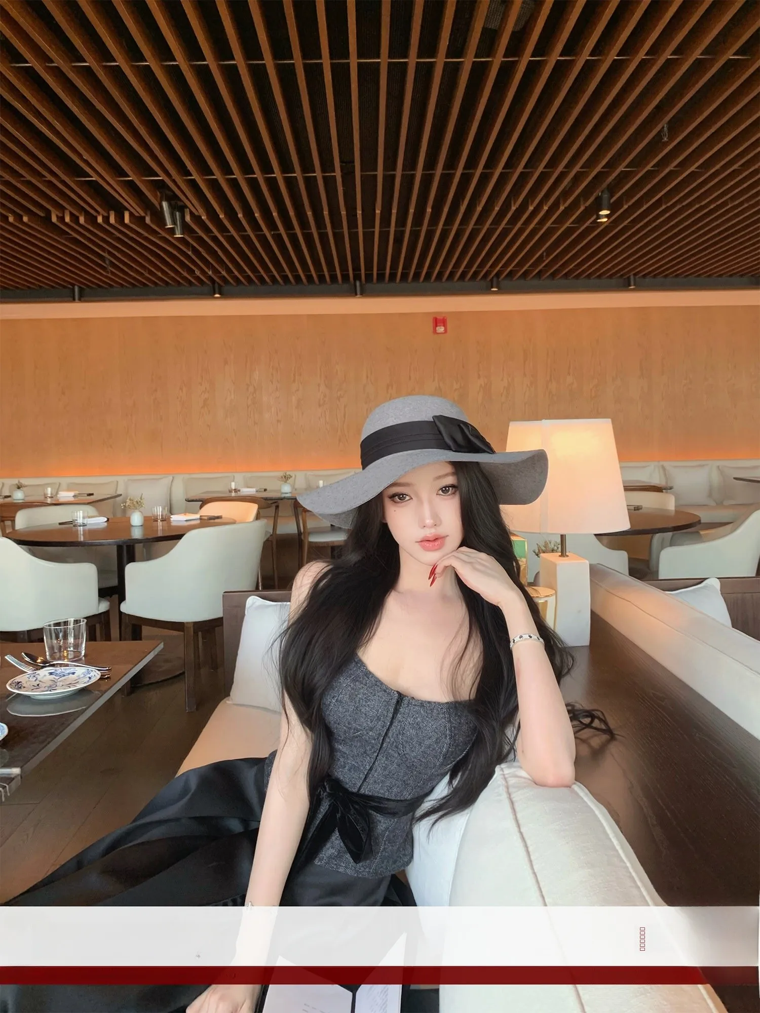 Юбка-трапеция JAYKY YANG Classic Series из бархата и шерсти с поясом, повседневная, утепленная, весенняя
Юбка-трапеция JAYKY YANG Classic Series из бархата и шерсти с поясом, повседневная, утепленная, весенняя