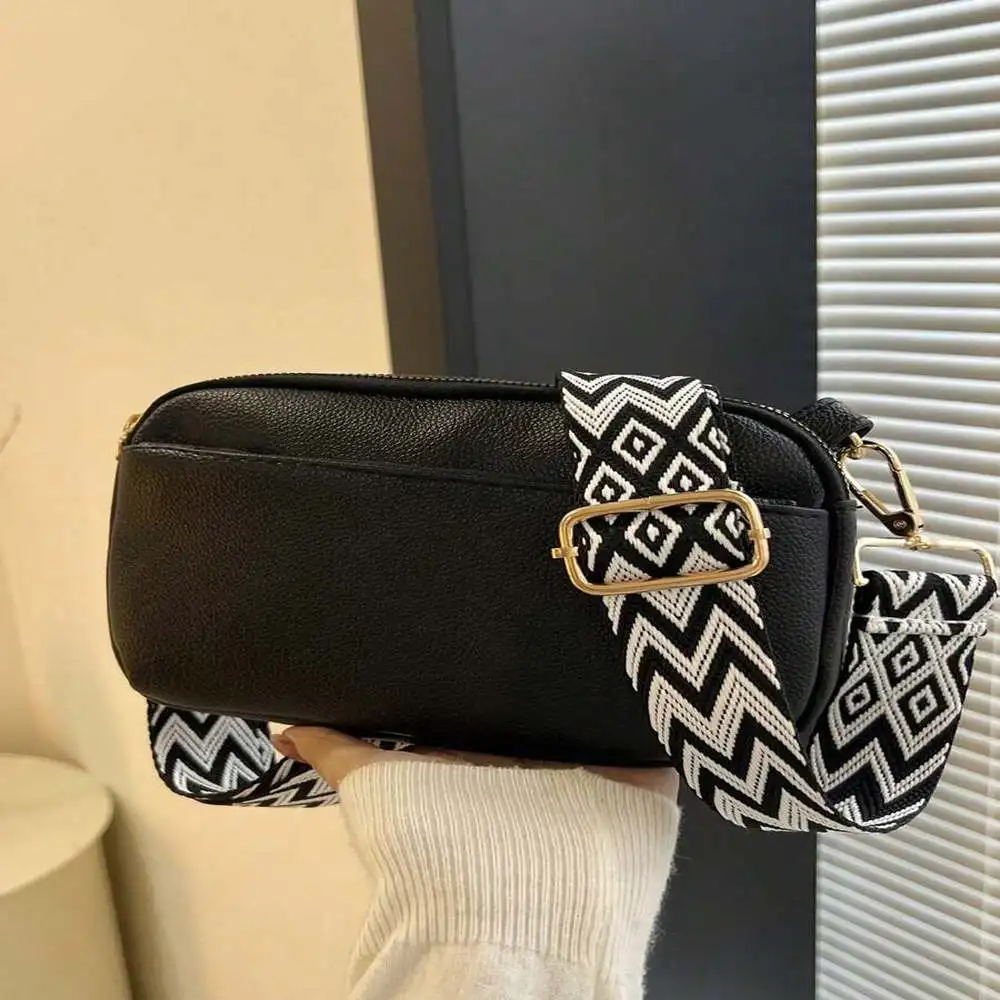 Простая однотонная сумка через плечо из искусственной кожи — модная повседневная сумка для ежедневных поездок и дат
Простая однотонная сумка через плечо из искусственной кожи — модная повседневная сумка для ежедневных поездок и дат