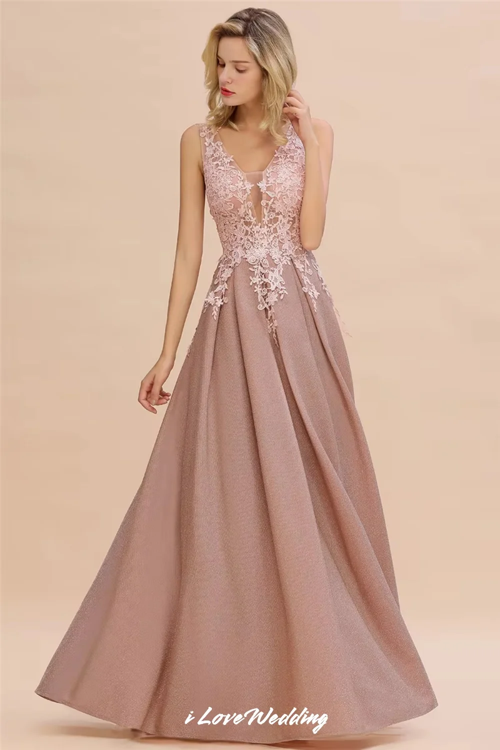 2025 Lace Appqulies Bridesmaid Dress Open Back Sleeveless Chiffon V-Neck A-Line Wedding Guest Dress Floor-Length Customized
2025 Lace Appqulies Bridesmaid Dress Open Back Sleeveless Chiffon V-Neck A-Line Wedding Guest Dress Floor-Length Customized