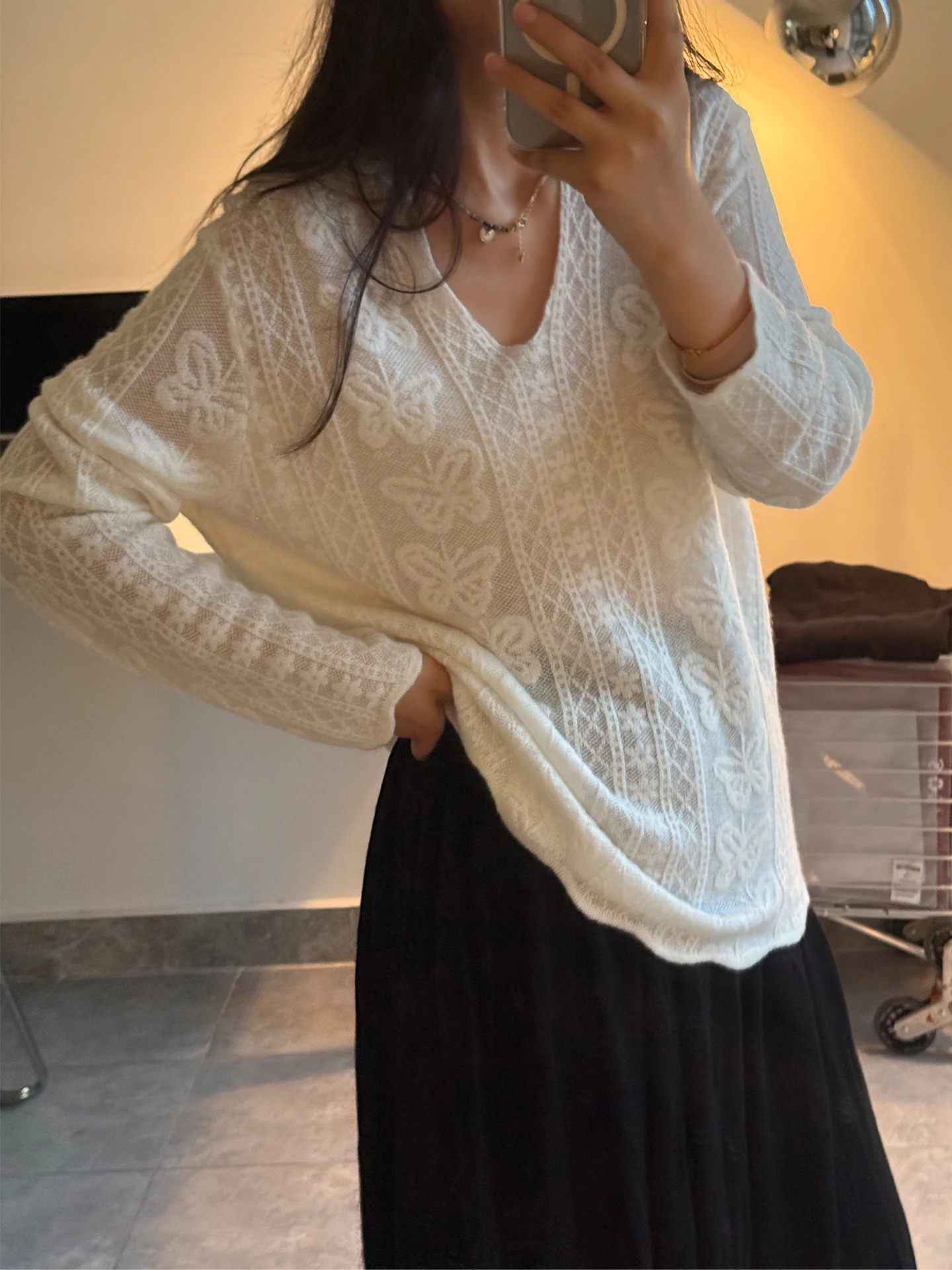 Ультратонкий вязаный свитер с V-образным вырезом и 3D-узлом, мягкий, дышащий, повседневный, с длинными рукавами, женский топ
Ультратонкий вязаный свитер с V-образным вырезом и 3D-узлом, мягкий, дышащий, повседневный, с длинными рукавами, женский топ