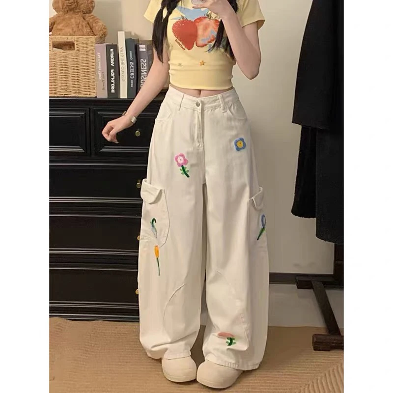 Женские винтажные джинсы Y2k с цветочной вышивкой, эстетические джинсовые мешковатые брюки-бойфренды 2000-х годов, брюки большого размера в стиле Харадзюку, осень 2023 г.
Женские винтажные джинсы Y2k с цветочной вышивкой, эстетические джинсовые мешковатые брюки-бойфренды 2000-х годов, брюки большого размера в стиле Харадзюку, осень 2023 г.