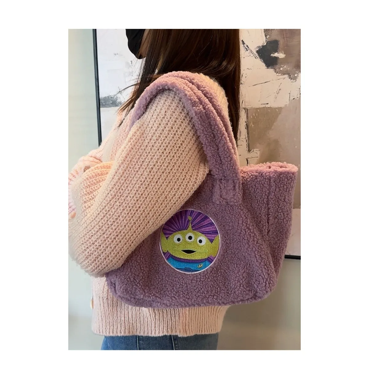 Autumn And Winter New Lambswool Handheld Tote Bag Ladies Large-Capacity CommuterShoulder Bag
Autumn And Winter New Lambswool Handheld Tote Bag Ladies Large-Capacity CommuterShoulder Bag