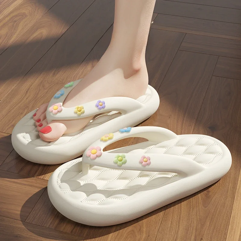 Women Slippers Summer Platform Flip Flops Anti Slip Soft Sole Comfort Student Open Toe Fashion Pearl Designer Outdoor Beach Shoe
Women Slippers Summer Platform Flip Flops Anti Slip Soft Sole Comfort Student Open Toe Fashion Pearl Designer Outdoor Beach Shoe