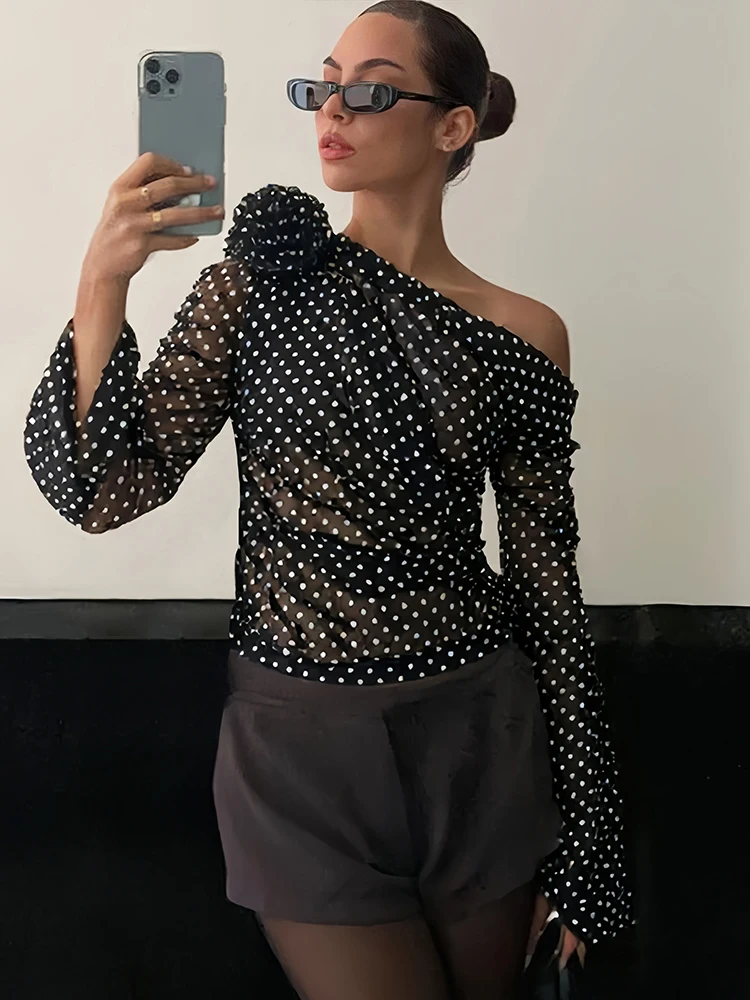 Oniflyme Chiffon Polka Dot Print Tee Tops Women Elegant Off Shoulder Long Sleeve Sheer T-shirts Streetwear Sexy Irregular Top
Oniflyme Chiffon Polka Dot Print Tee Tops Women Elegant Off Shoulder Long Sleeve Sheer T-shirts Streetwear Sexy Irregular Top