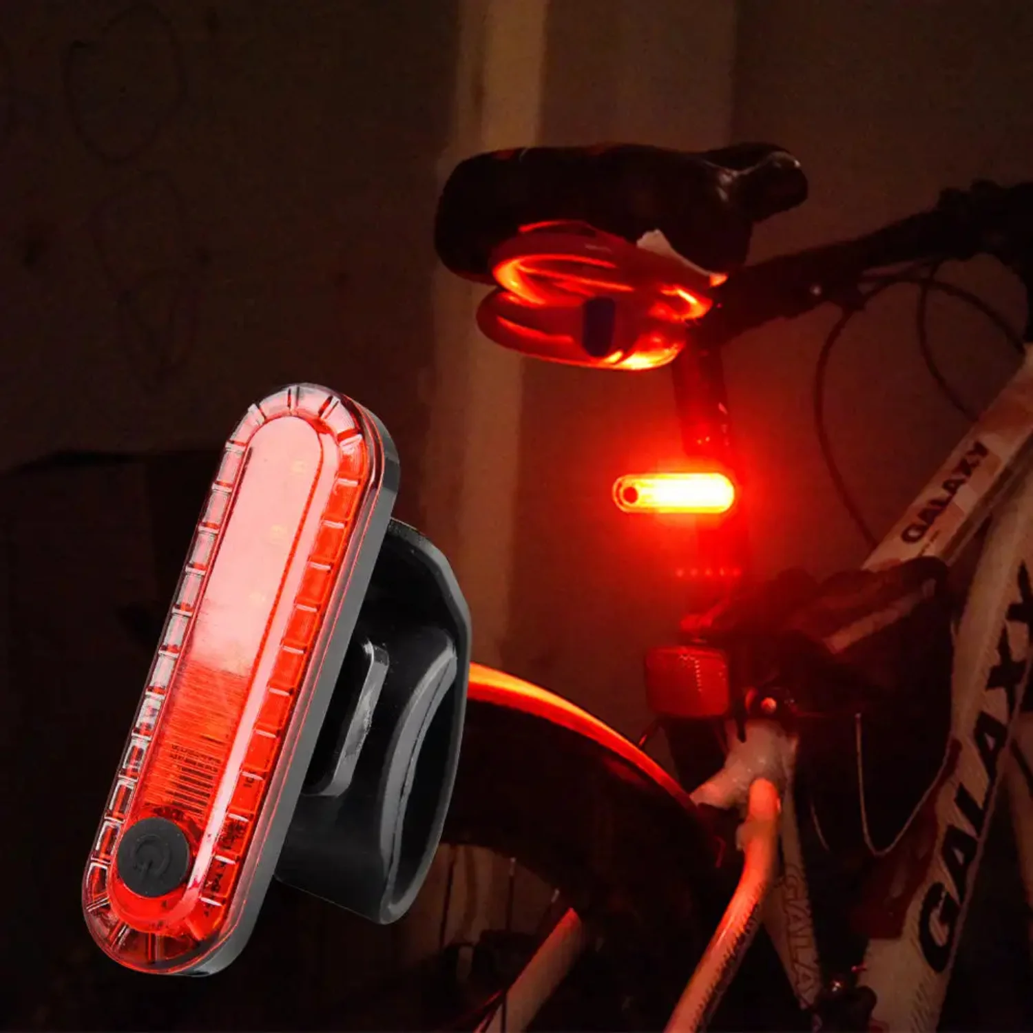 Bicycle Tail Light Bright RearBike Light USB Rechargeable Cycling Safety Lamp Night Riding Lighting Back Bike Taillights
Bicycle Tail Light Bright RearBike Light USB Rechargeable Cycling Safety Lamp Night Riding Lighting Back Bike Taillights