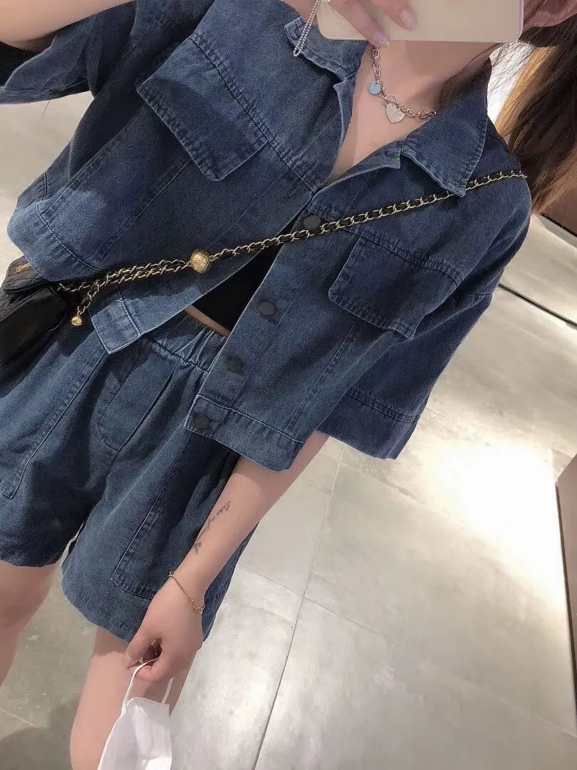 Slim Fit Denim Shirt Shorts Two-Piece Set for Women Summer Thin Short Coat Casual Style plus Size MM Fashionable And Elegant
Slim Fit Denim Shirt Shorts Two-Piece Set for Women Summer Thin Short Coat Casual Style plus Size MM Fashionable And Elegant