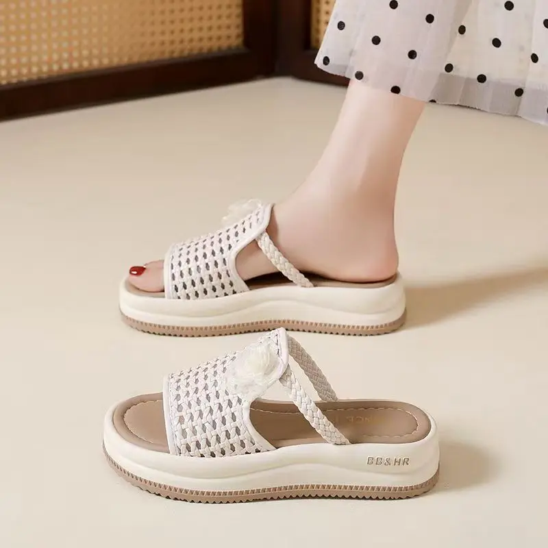 Women PU Leather Woven Hollow Out Thick Sole Slippers Summer New Open Toe Soft Sole Non Slip Outdoor Beach Slipper Sandals
Women PU Leather Woven Hollow Out Thick Sole Slippers Summer New Open Toe Soft Sole Non Slip Outdoor Beach Slipper Sandals