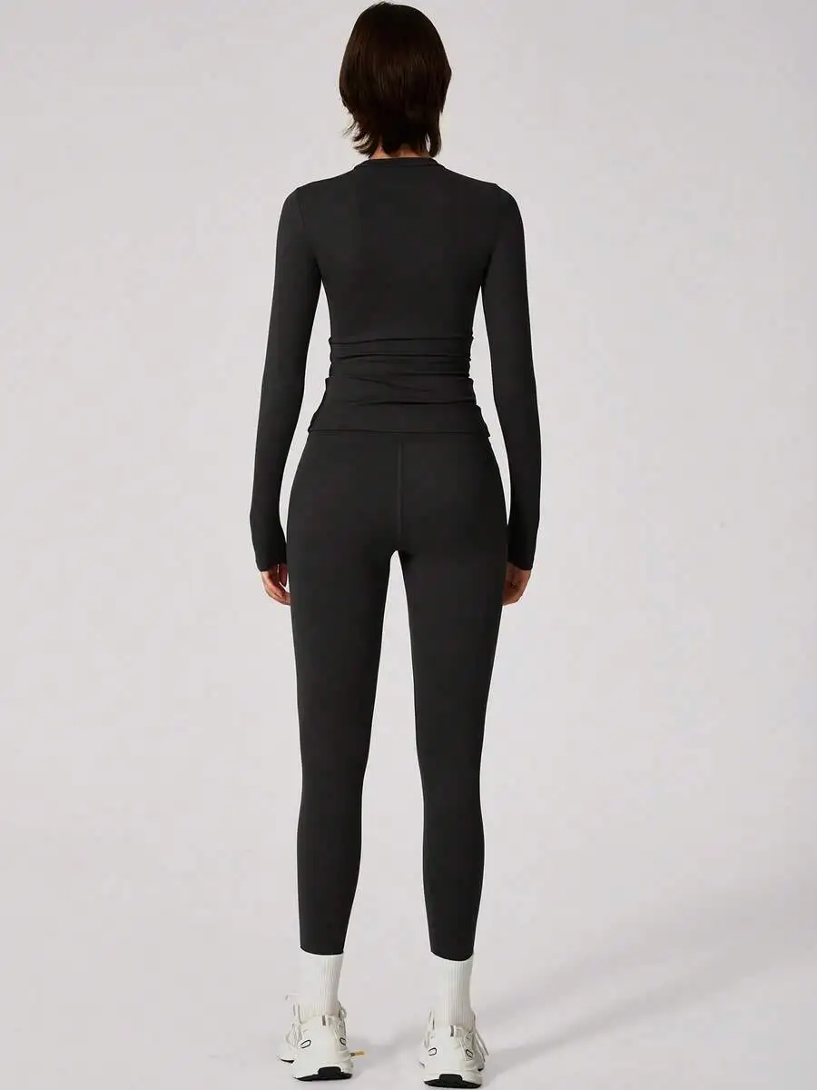 Women Elastic Crew Neck Tight Fit Thermal Lined Long Sleeve Top And Pants Sportswear Set Black
Women Elastic Crew Neck Tight Fit Thermal Lined Long Sleeve Top And Pants Sportswear Set Black