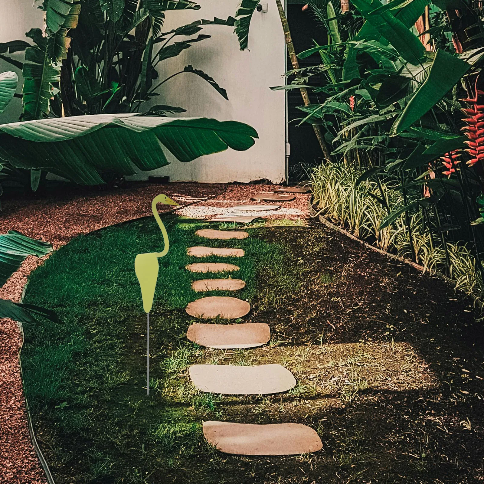 Decoration Props Metal Flamingo Yard Decorations Garden Layout Stake Design Outdoor Lawn Yard Garden Flamingo Decorative Spike
Decoration Props Metal Flamingo Yard Decorations Garden Layout Stake Design Outdoor Lawn Yard Garden Flamingo Decorative Spike