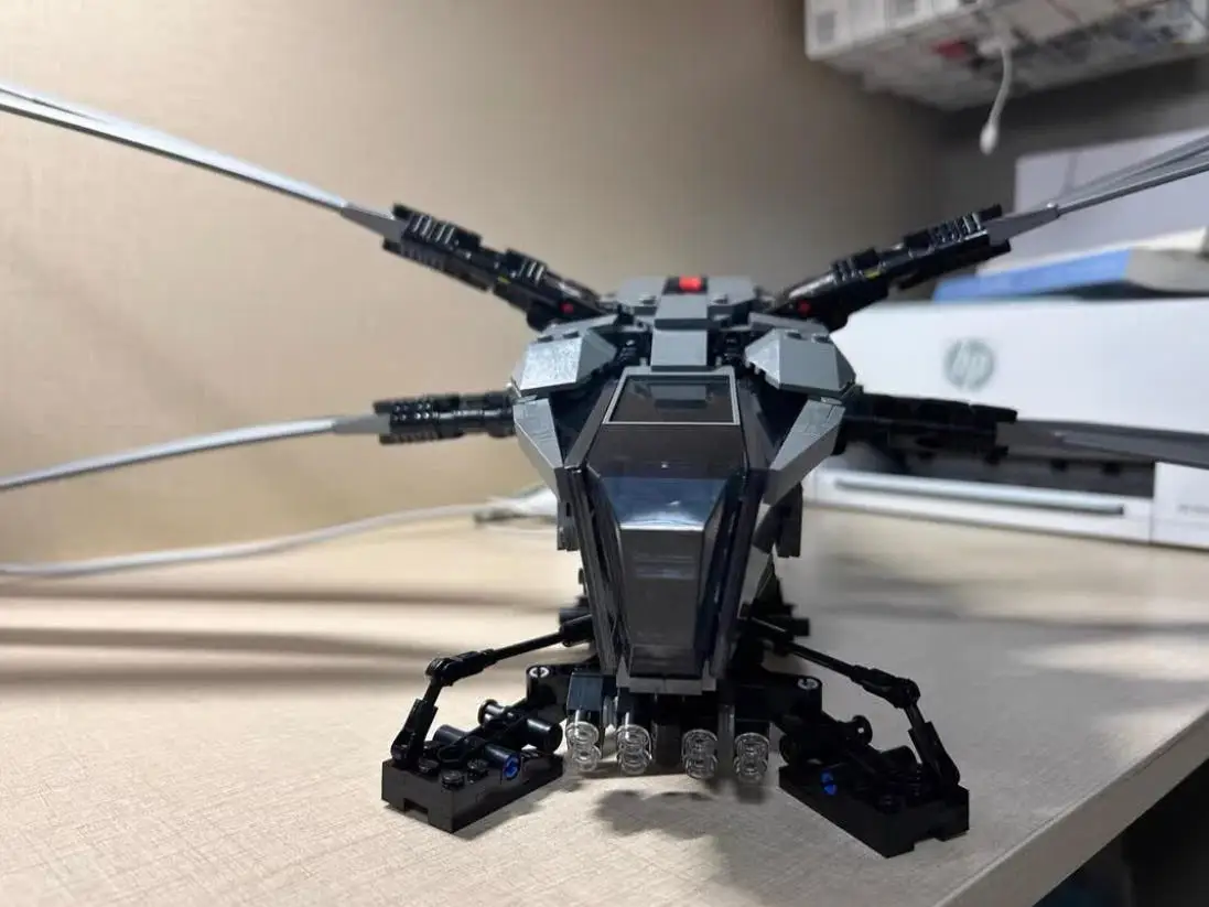 LEGP Dune Royal Atreides Beast Ornithopter Plane Building Kit Ornithopter Plane Toy Model Best Gift for Kids and Adults 1369pcs
LEGP Dune Royal Atreides Beast Ornithopter Plane Building Kit Ornithopter Plane Toy Model Best Gift for Kids and Adults 1369pcs