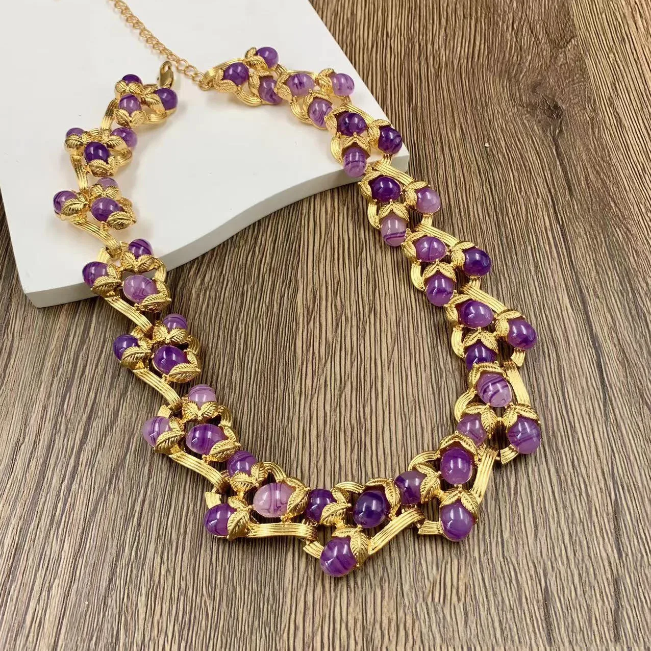 Vintage Elegant Floral Necklace French Purple Inlaid Pendant Luxury Palace Style Jewelry Accessories Birthday Gifts for Women
Vintage Elegant Floral Necklace French Purple Inlaid Pendant Luxury Palace Style Jewelry Accessories Birthday Gifts for Women
