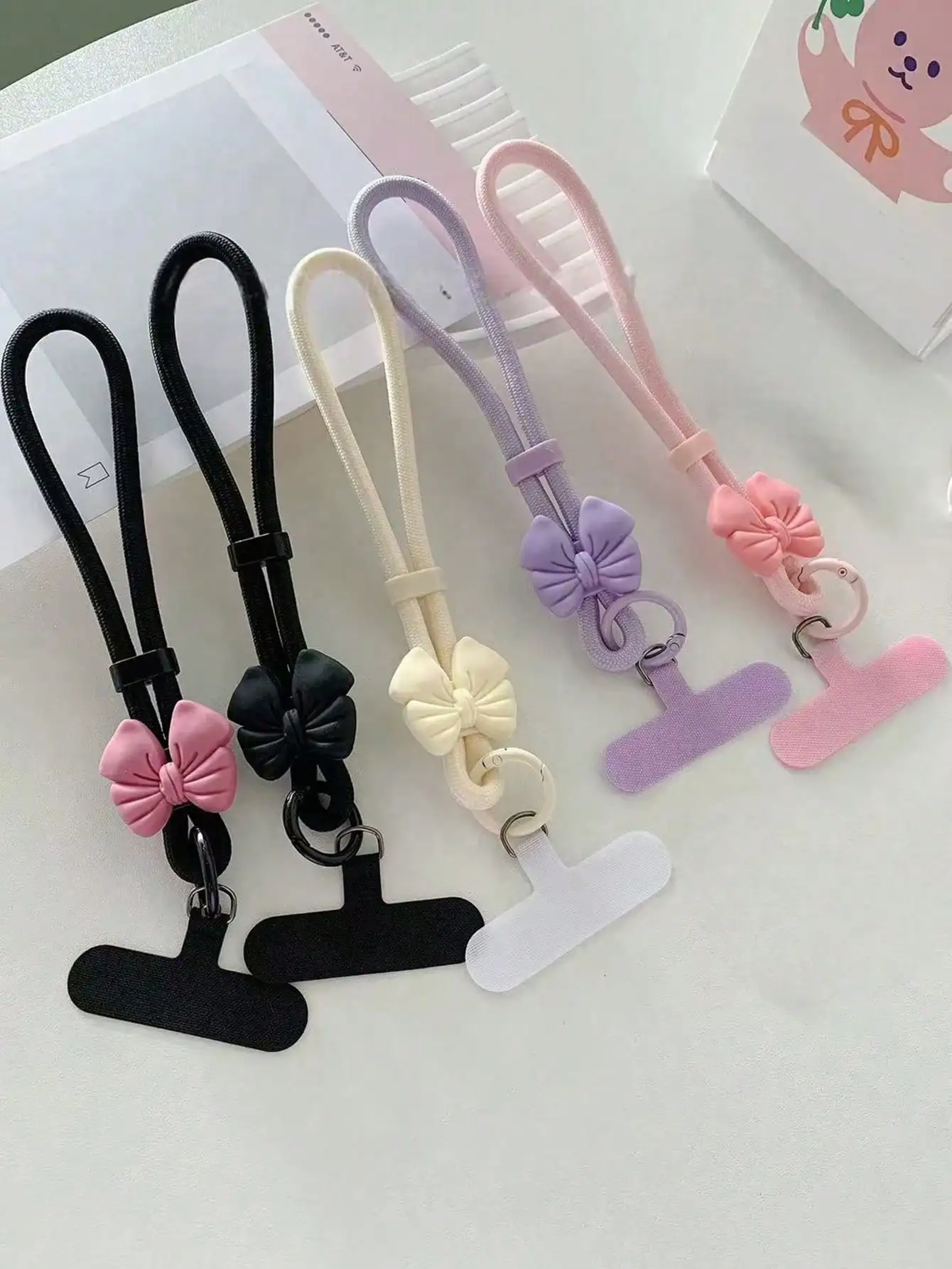 1pc Stylish Bow Decor Phone Lanyard Wrist Strap With Pad, Short, Adjustable, Anti-Lost, For Women
1pc Stylish Bow Decor Phone Lanyard Wrist Strap With Pad, Short, Adjustable, Anti-Lost, For Women